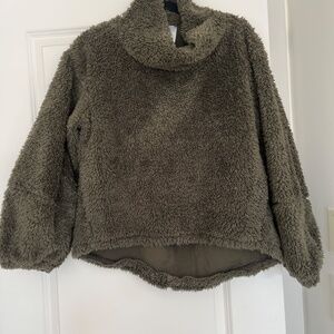 Lululemon Teddy Sweater